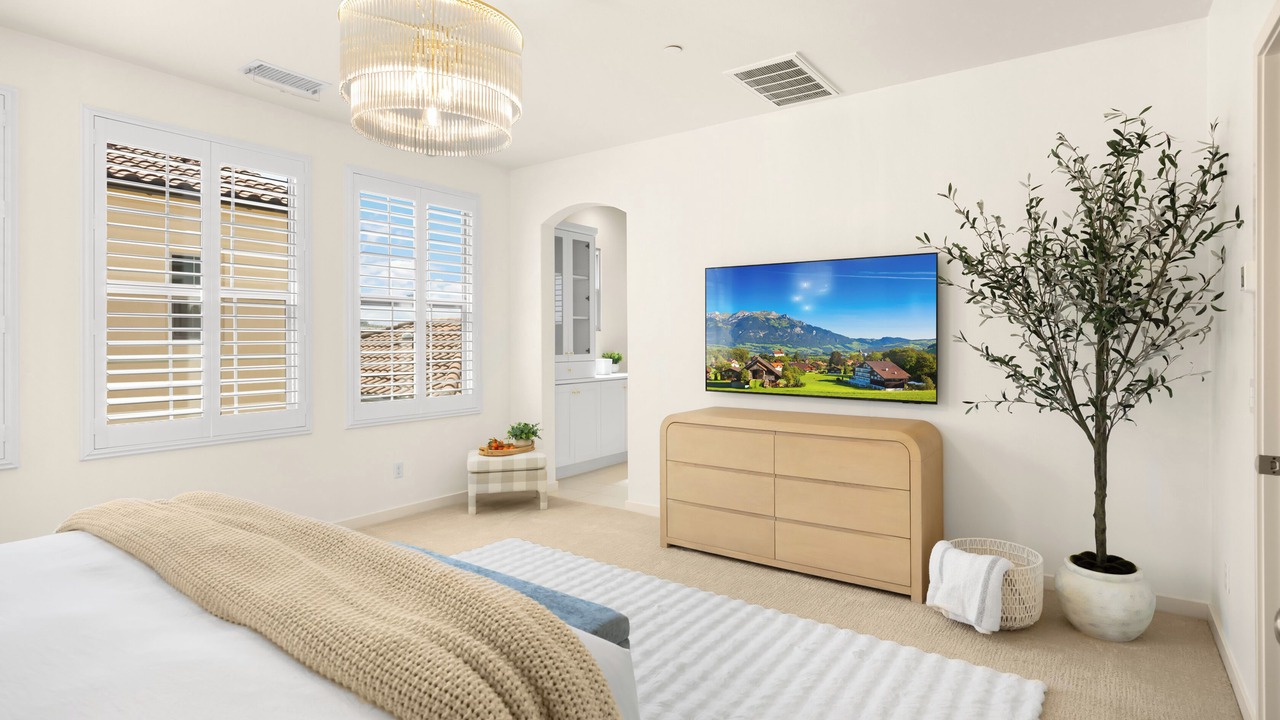 Photo of Bedroom in Portola Springs