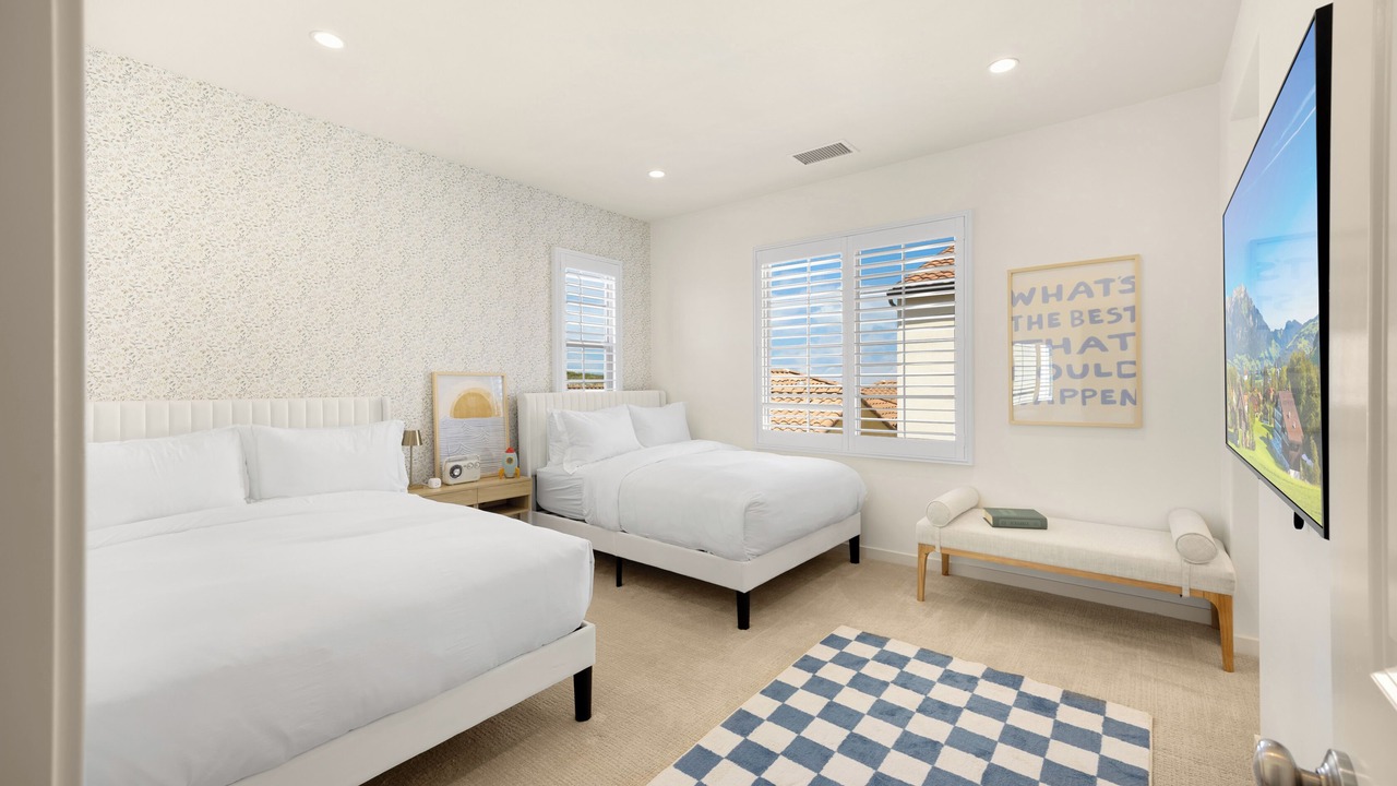 Photo of Bedroom in Portola Springs