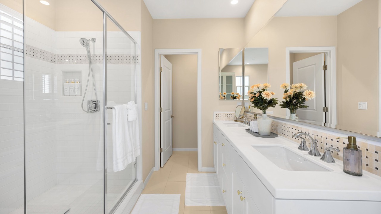Photo of Bathroom in Portola Springs