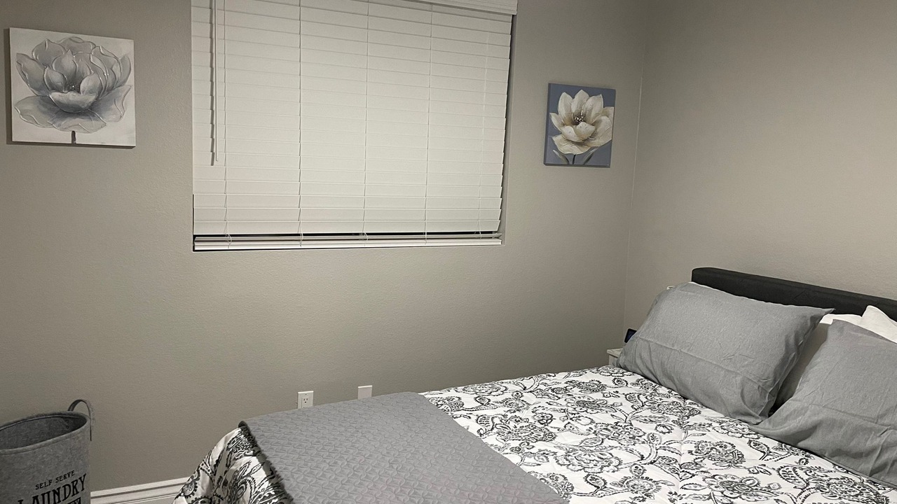 Photo of Bedroom in Miramar Ranch North