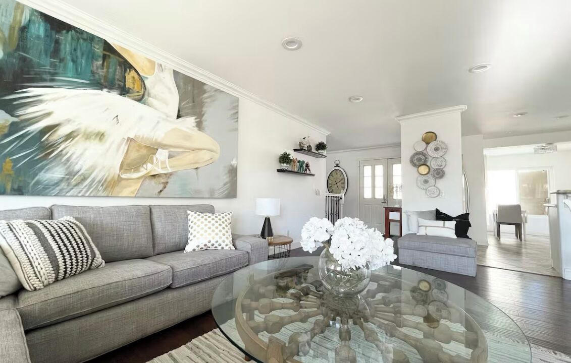 Photo of Livingroom in Laguna Hills