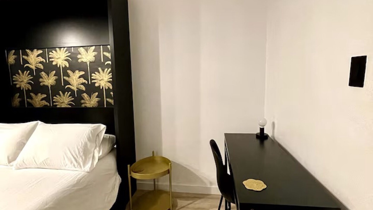 Photo of Bedroom in NoHo Arts District