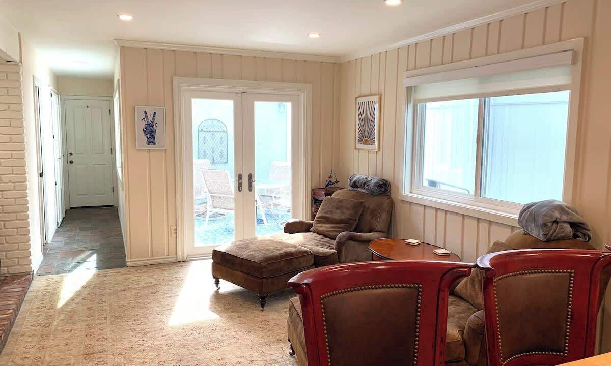 Photo of Livingroom in Old Towne