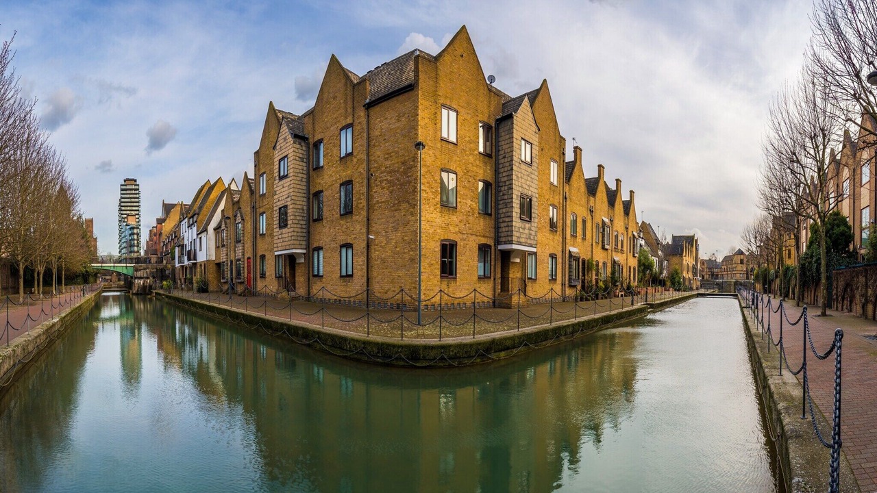 Photo of Outdoor in Shadwell