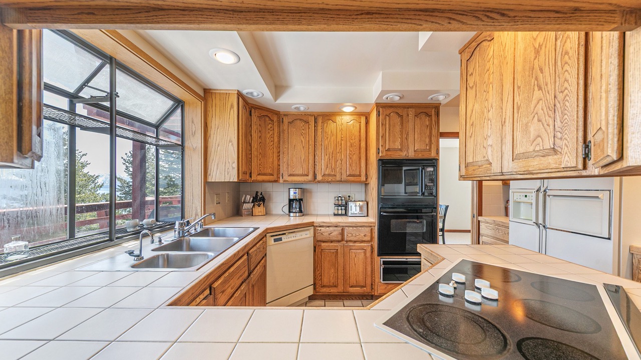 Photo of Kitchen in Tahoma