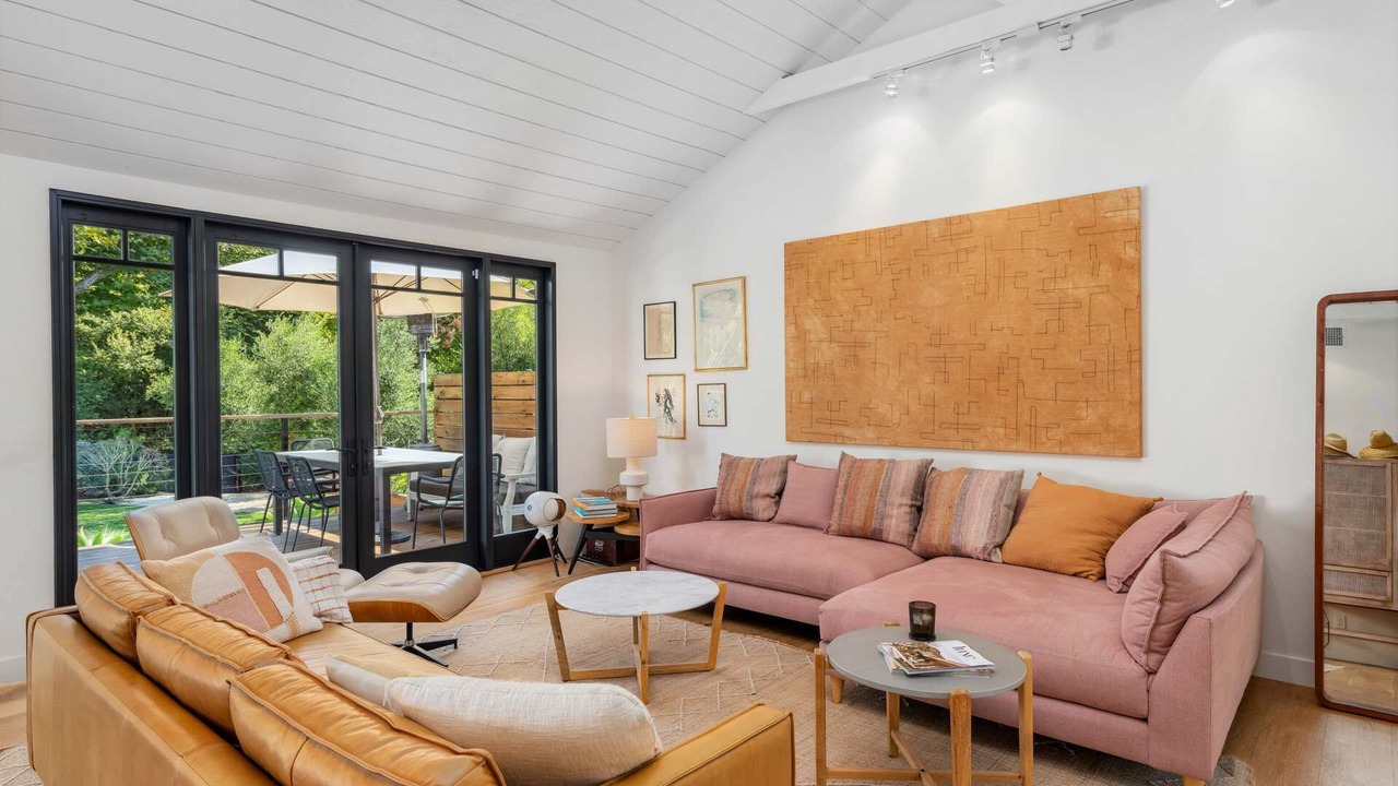 Photo of Livingroom in Malibu