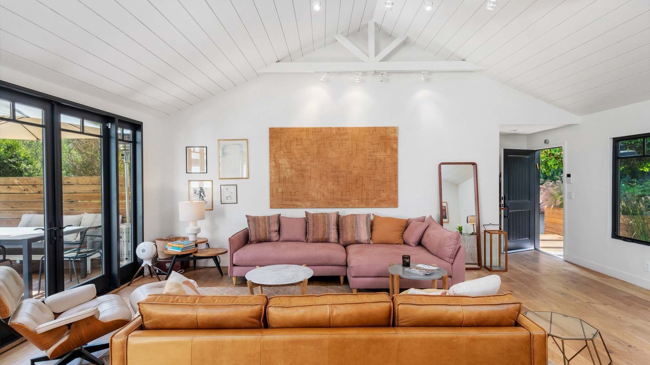Photo of Livingroom in Malibu