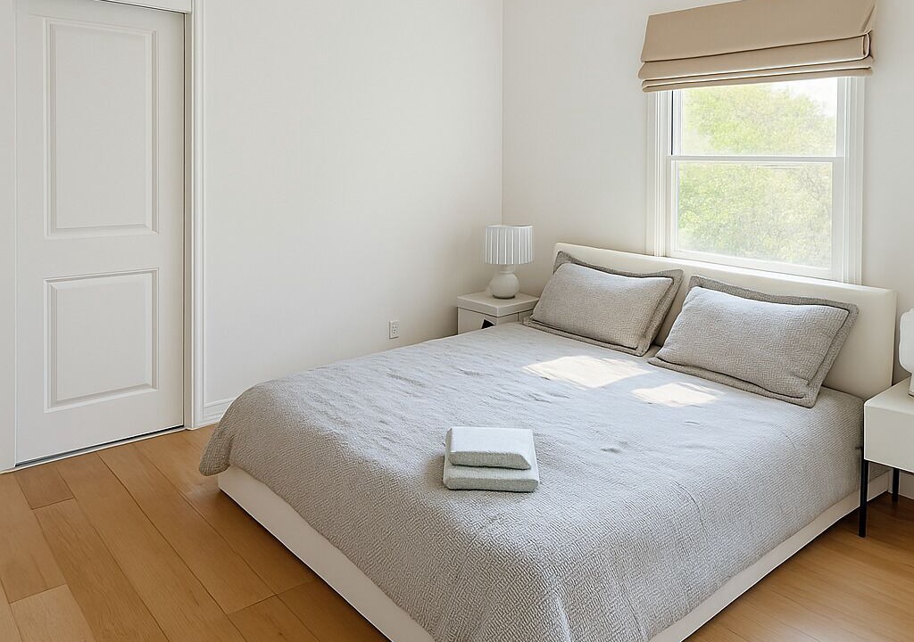 Photo of Bedroom in Pasadena