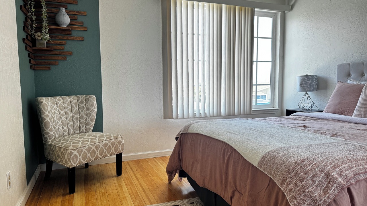 Photo of Bedroom in Seaside