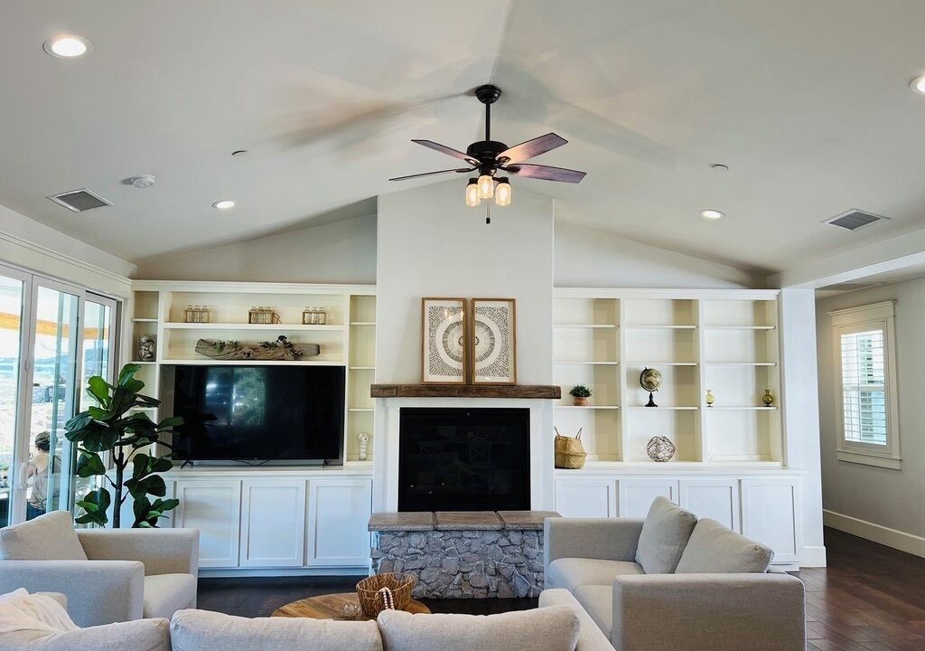Photo of Livingroom in Murrieta