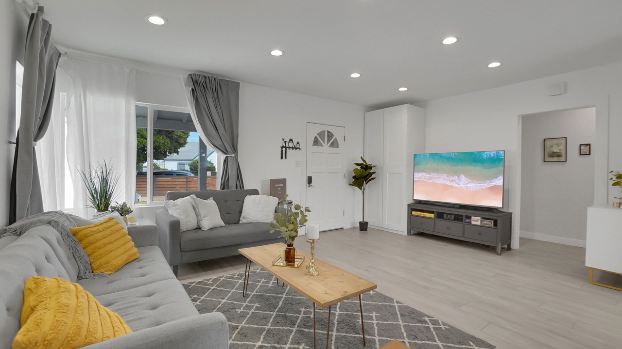 Photo of Livingroom in El Monte
