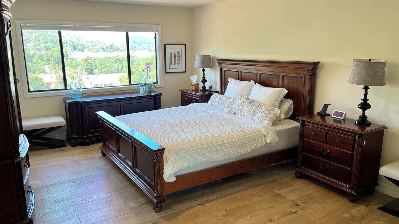 Photo of Bedroom in Agoura Hills
