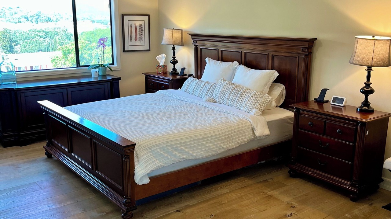 Photo of Bedroom in Agoura Hills