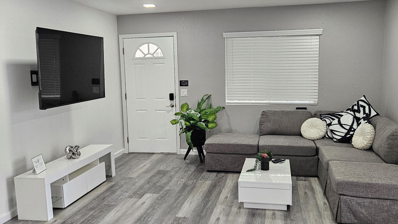 Photo of Livingroom in Clear Lake