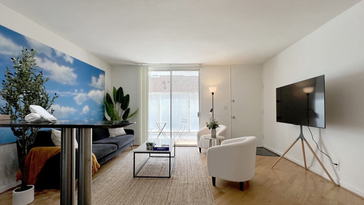 Photo of Livingroom in Wilshire Montana
