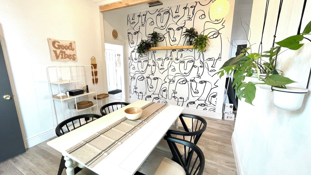 Photo of Livingroom in Whittier