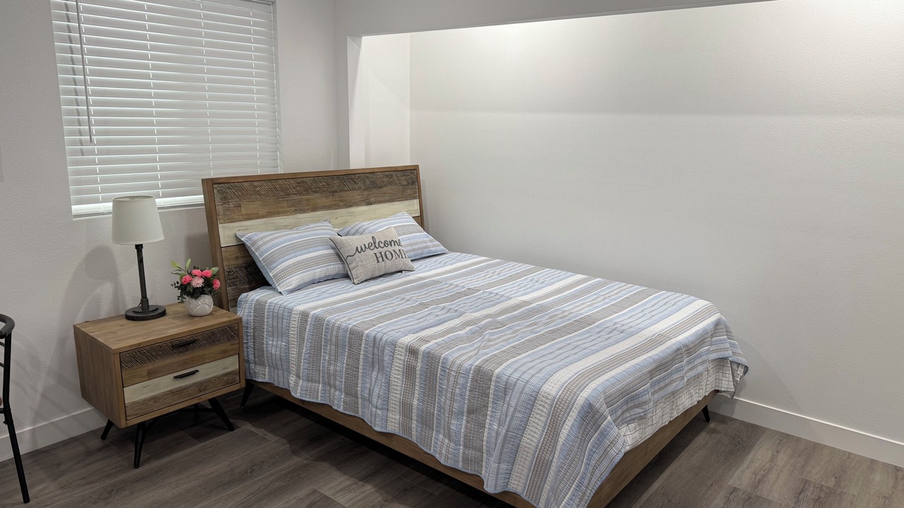 Photo of Bedroom in Compton