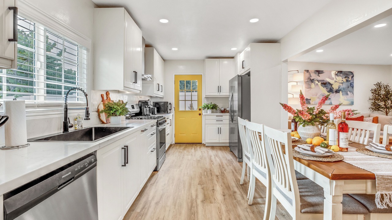 Photo of Kitchen in Sherwood Forest and Thistle Development