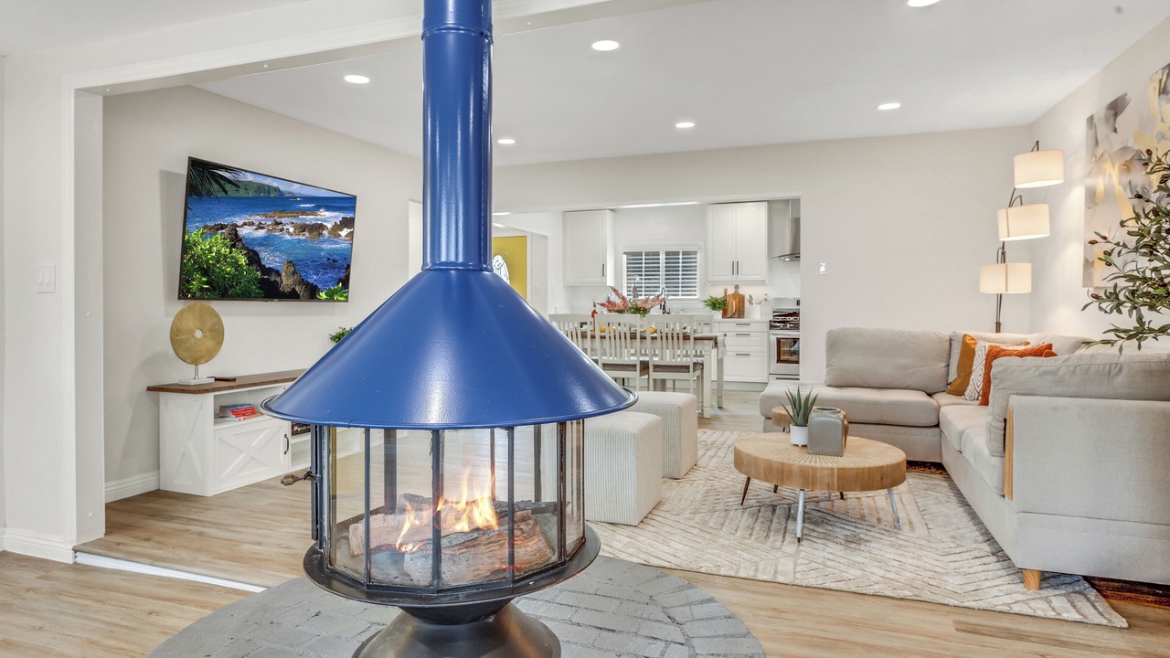 Photo of Livingroom in Sherwood Forest and Thistle Development