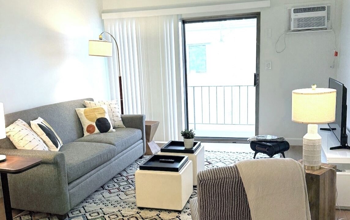 Photo of Livingroom in East Hollywood