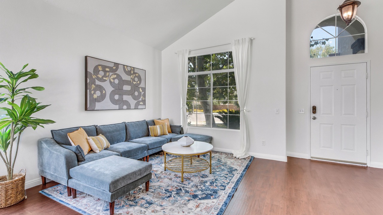 Photo of Livingroom in Riverside