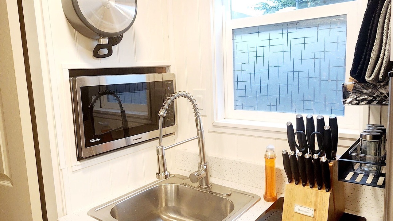 Photo of Kitchen in Woodland Hills