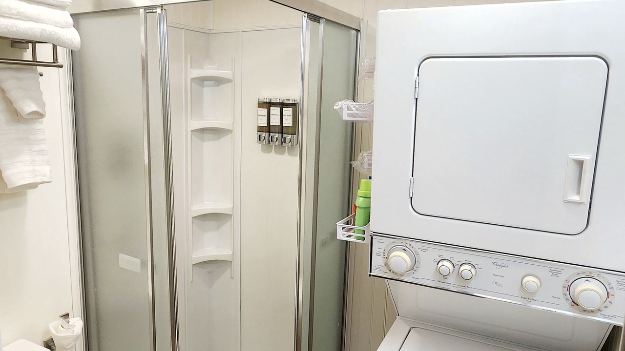 Photo of Bathroom in Woodland Hills