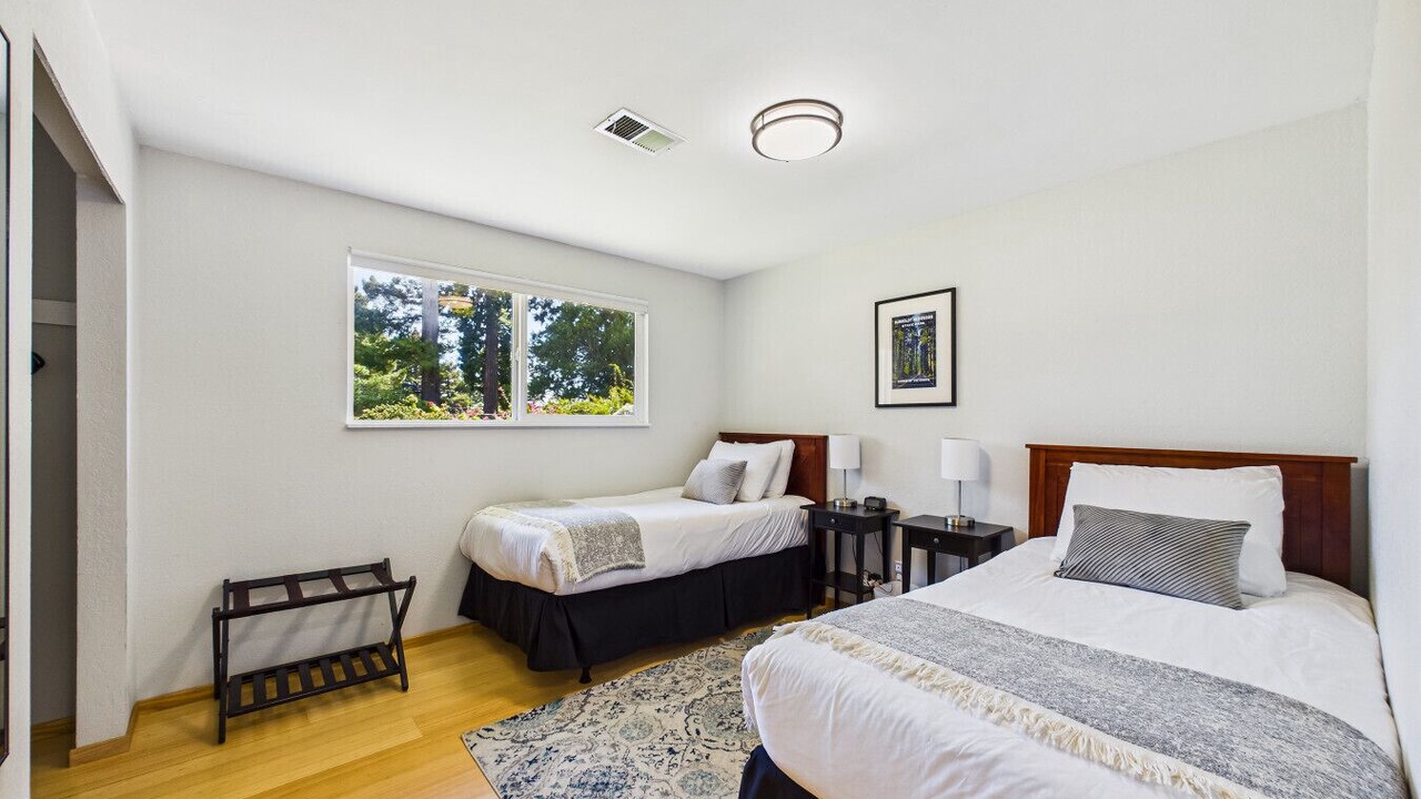 Photo of Bedroom in Arcata