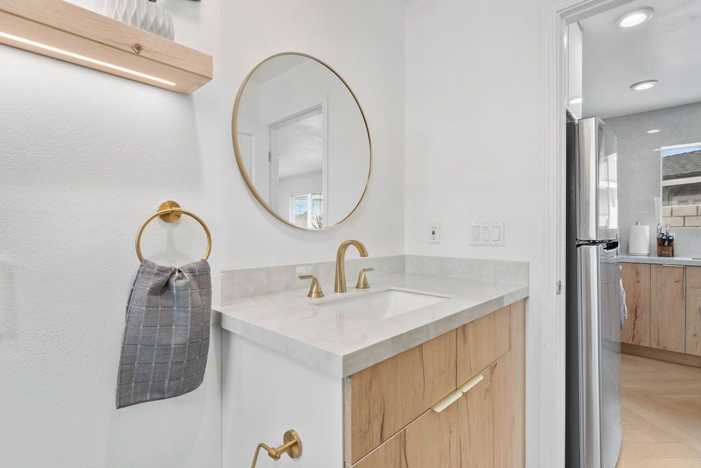 Photo of Bathroom in Huntington Beach