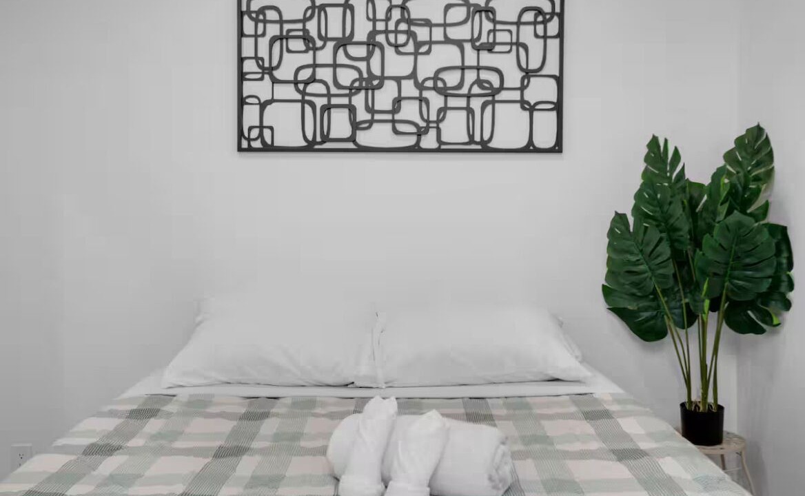 Photo of Bedroom in North Long Beach