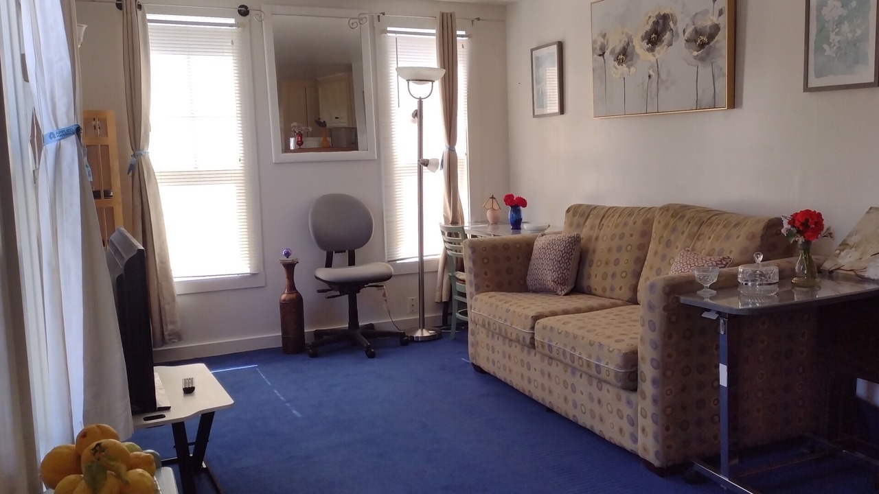 Photo of Livingroom in North and East