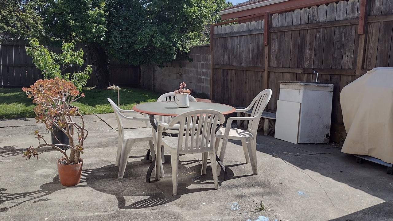 Photo of Outdoor in North and East
