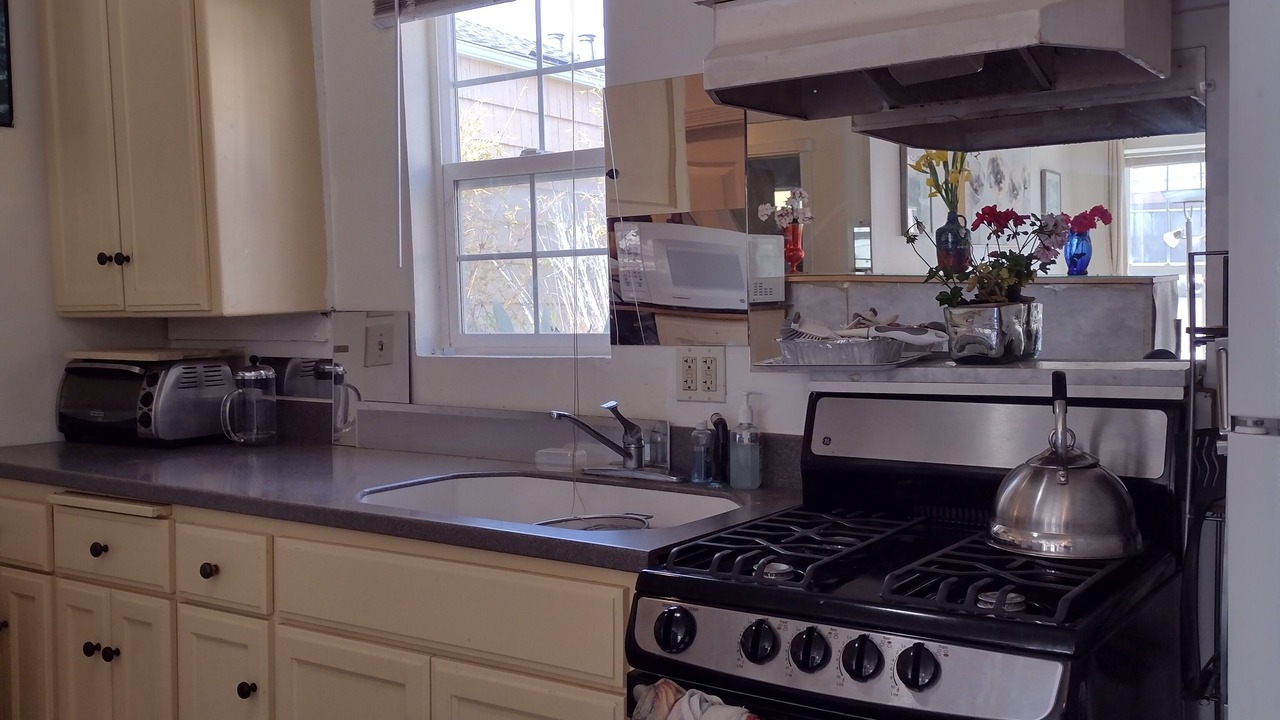 Photo of Kitchen in North and East