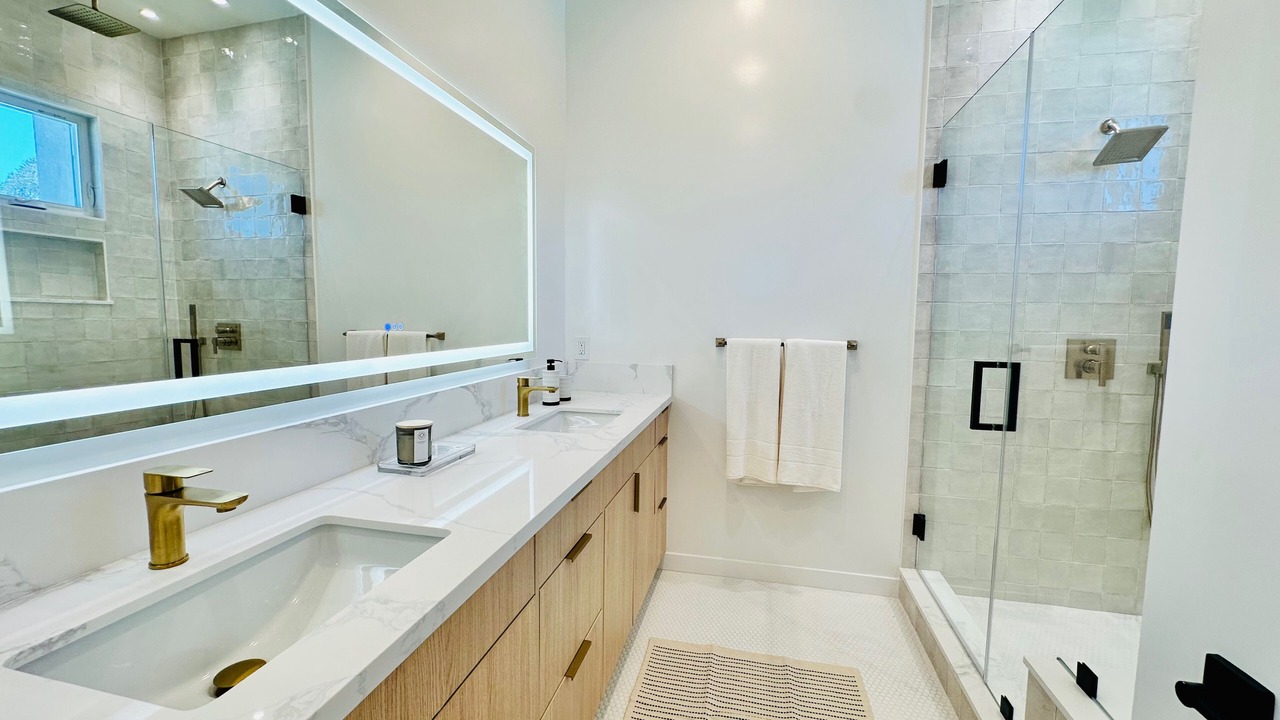 Photo of Bathroom in Inglewood