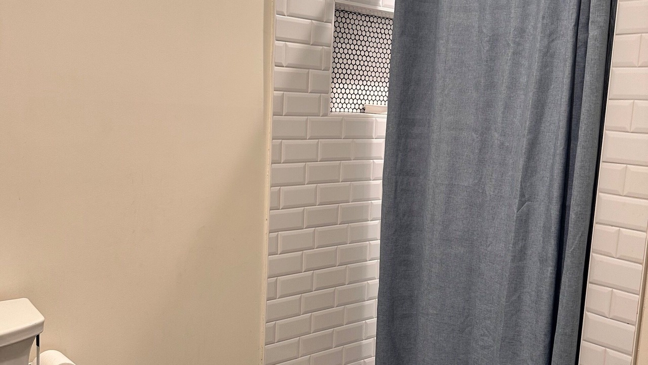 Photo of Bathroom in Sunset Park