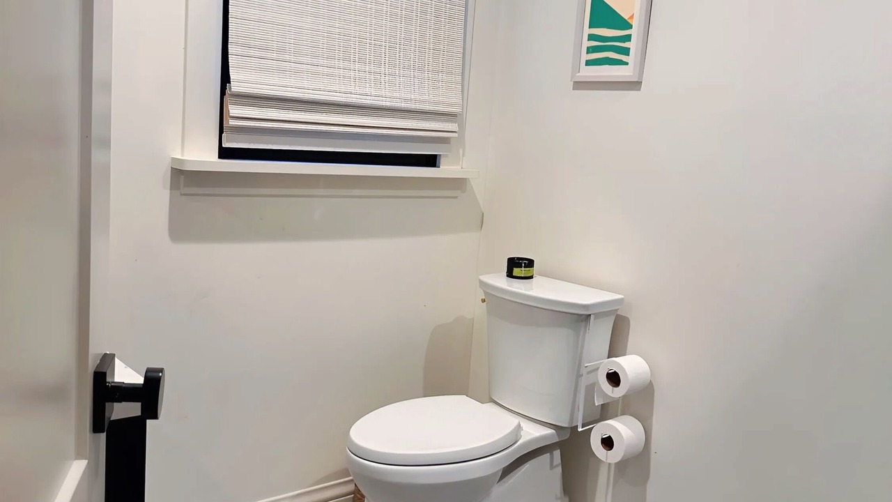 Photo of Bathroom in Sunset Park