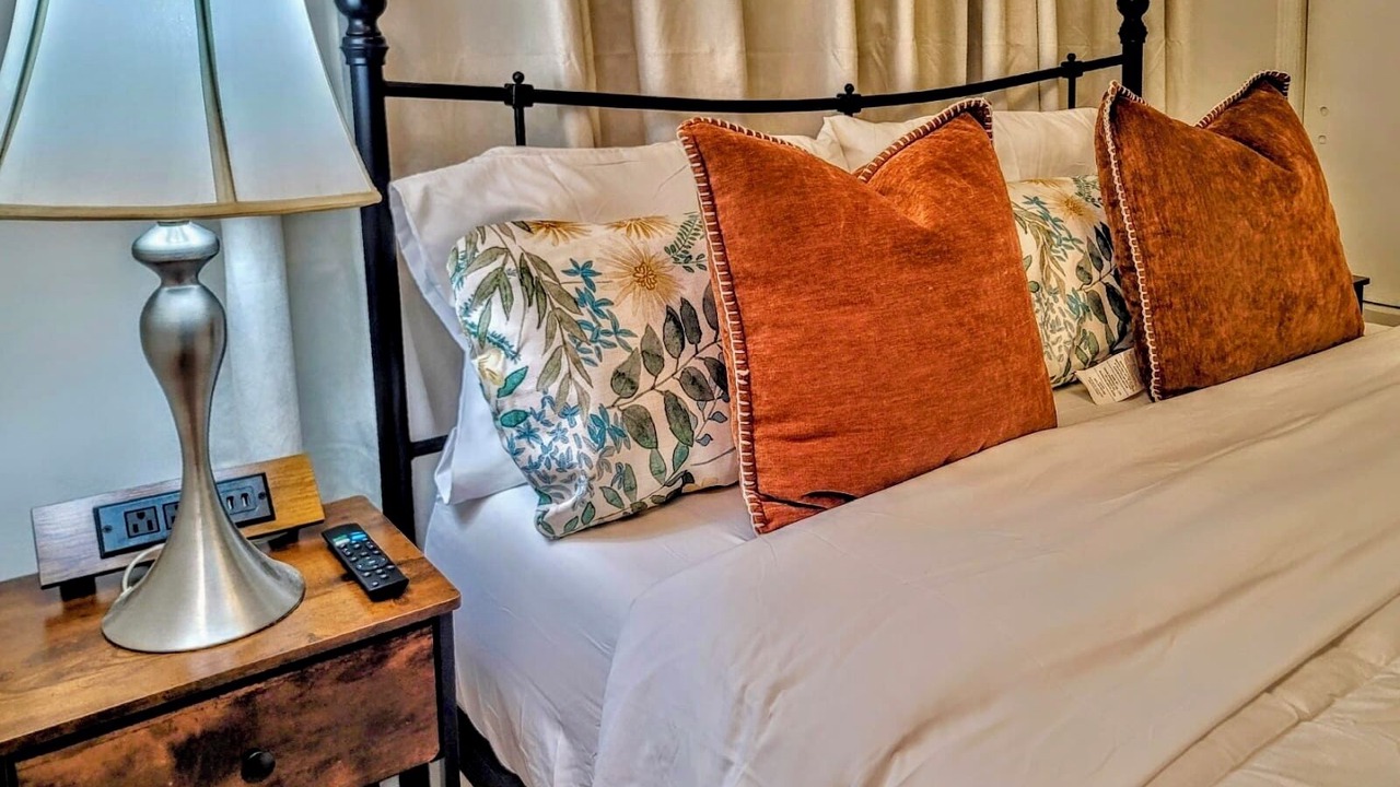 Photo of Bedroom in Walnut Valley