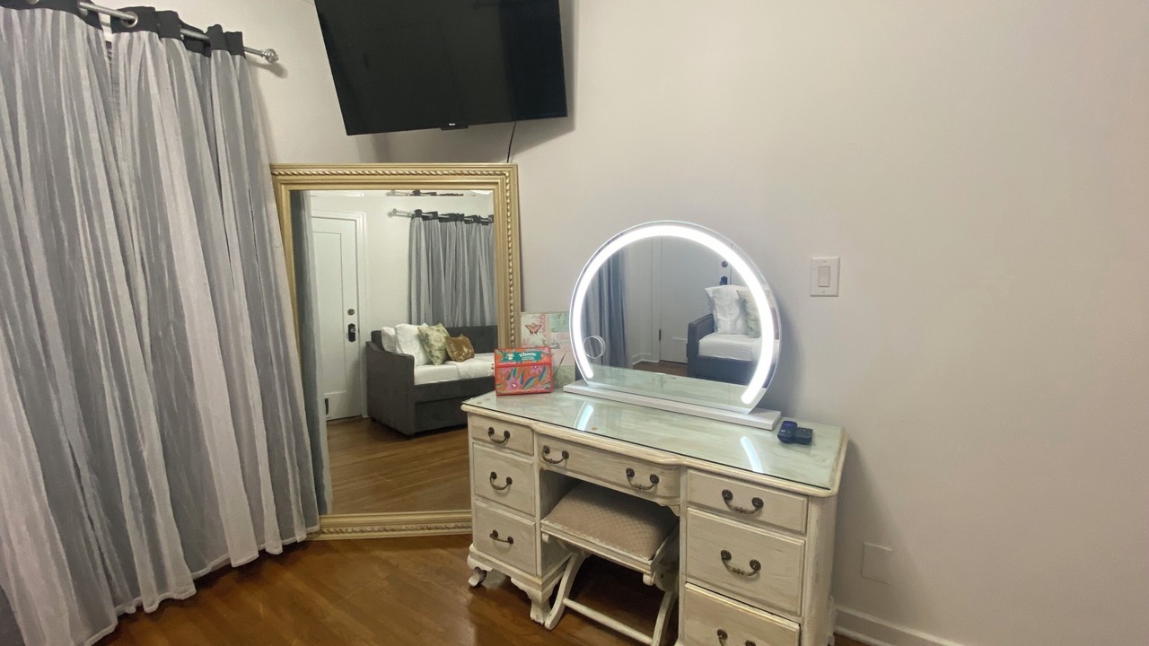 Photo of Bedroom in Walnut Valley