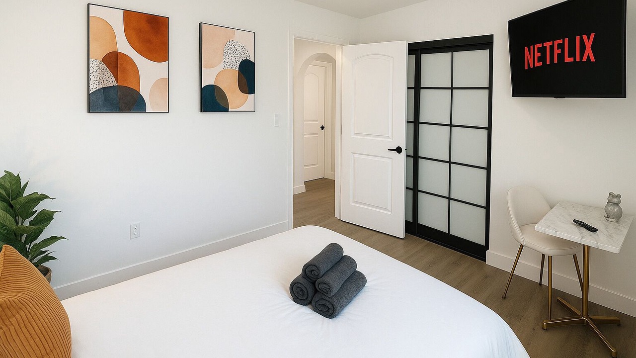 Photo of Bedroom in Encino