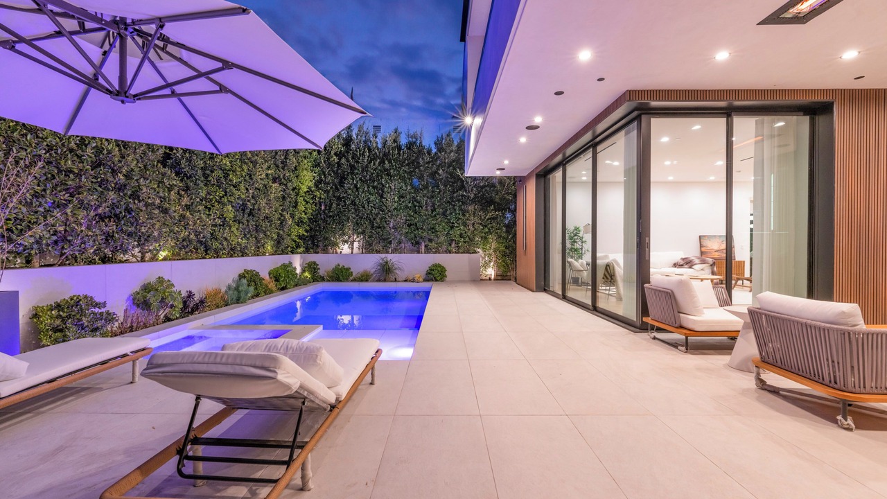 Photo of Outdoor in Beverly Grove