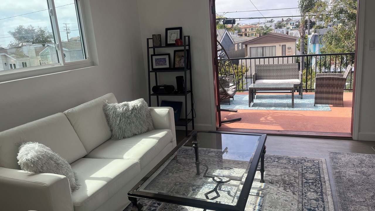 Photo of Livingroom in North Redondo