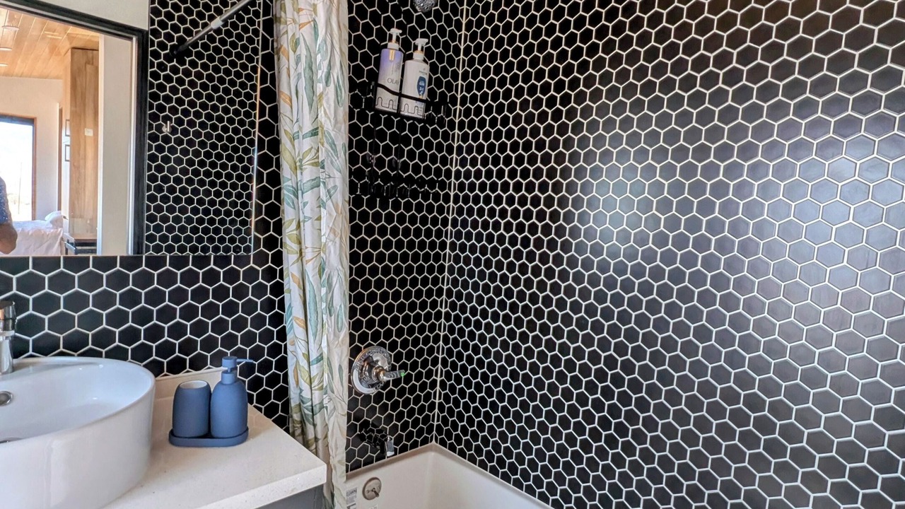 Photo of Bathroom in Lone Pine