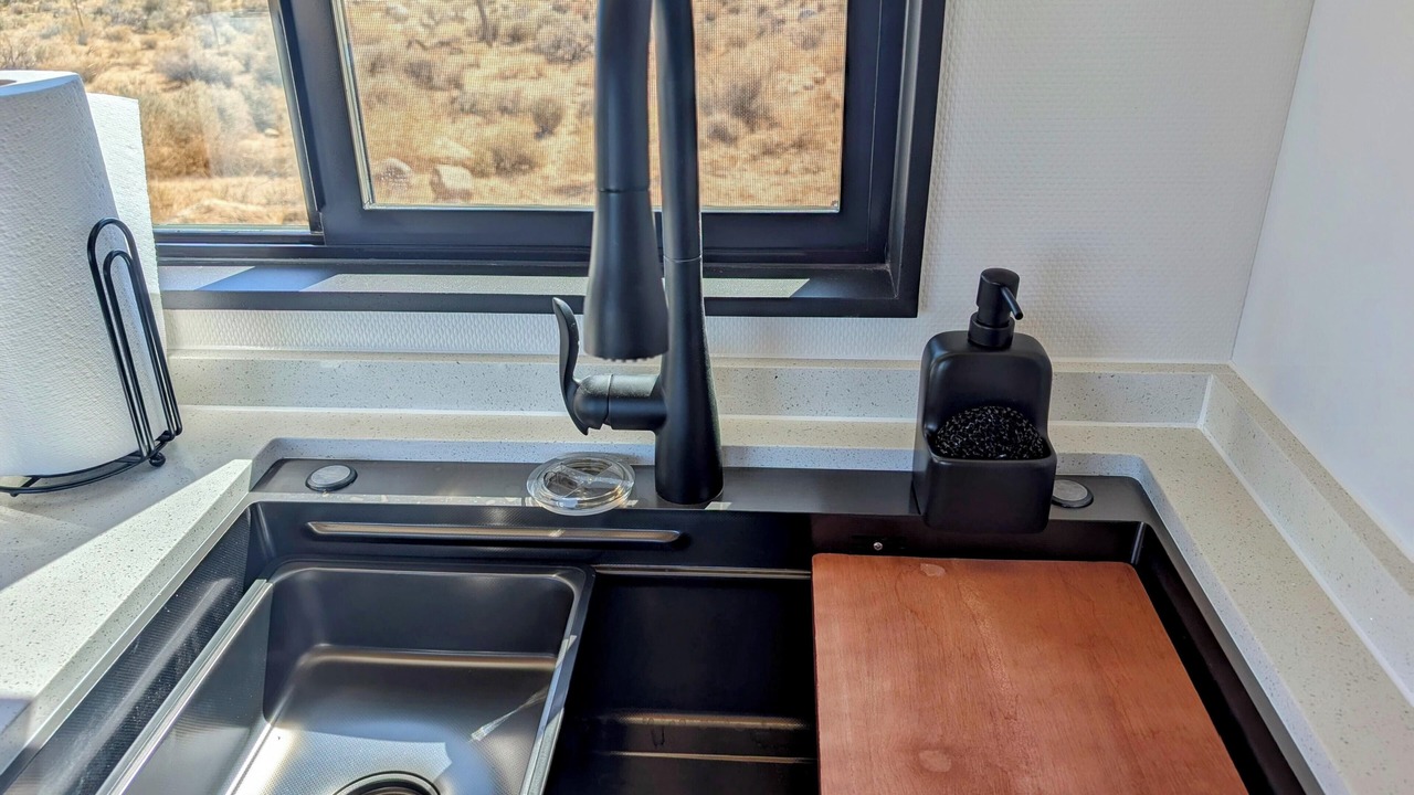 Photo of Kitchen in Lone Pine