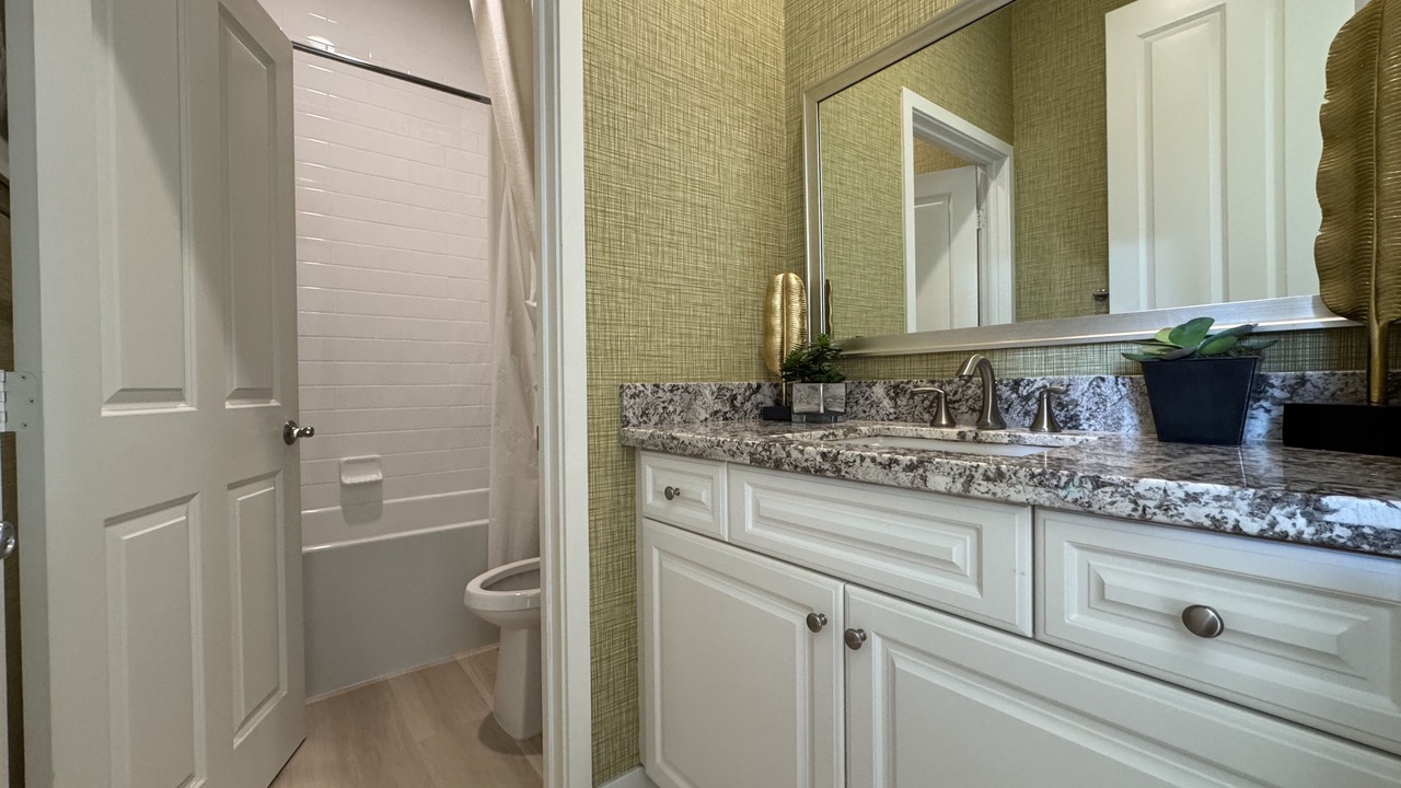 Photo of Bathroom in Portola Springs
