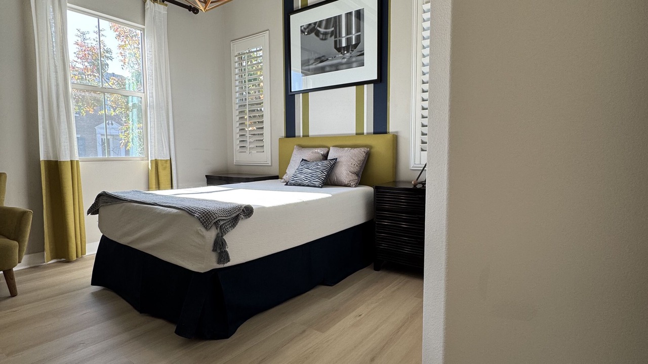 Photo of Bedroom in Portola Springs