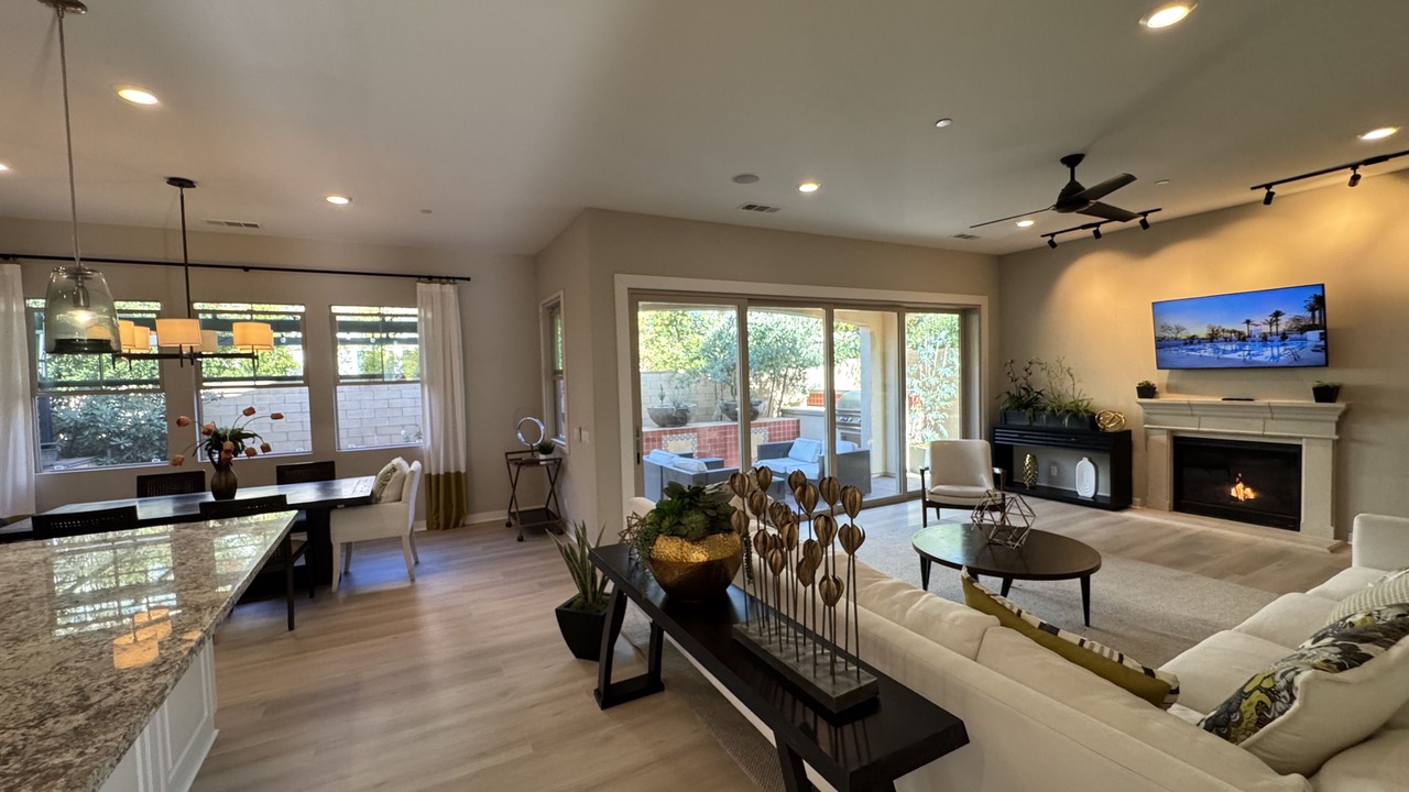 Photo of Livingroom in Portola Springs