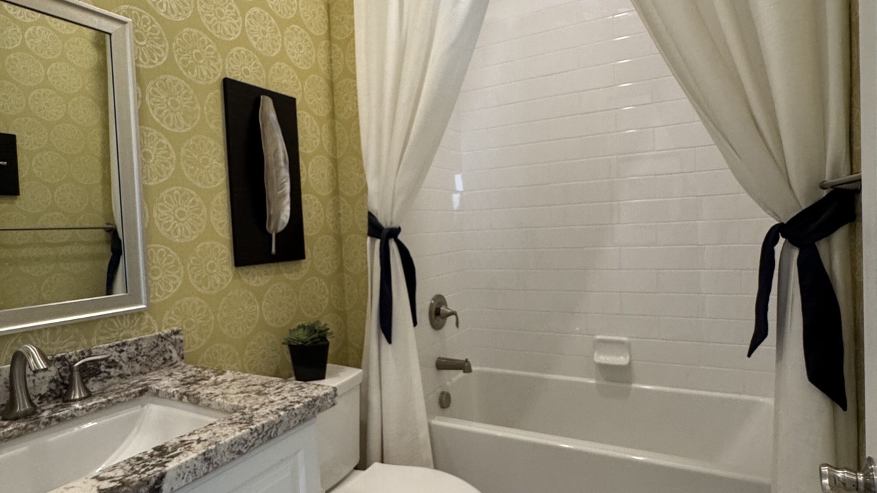 Photo of Bathroom in Portola Springs