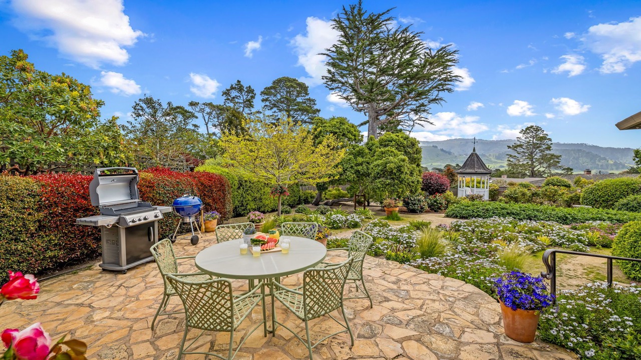 Photo of Outdoor in Hatton Fields