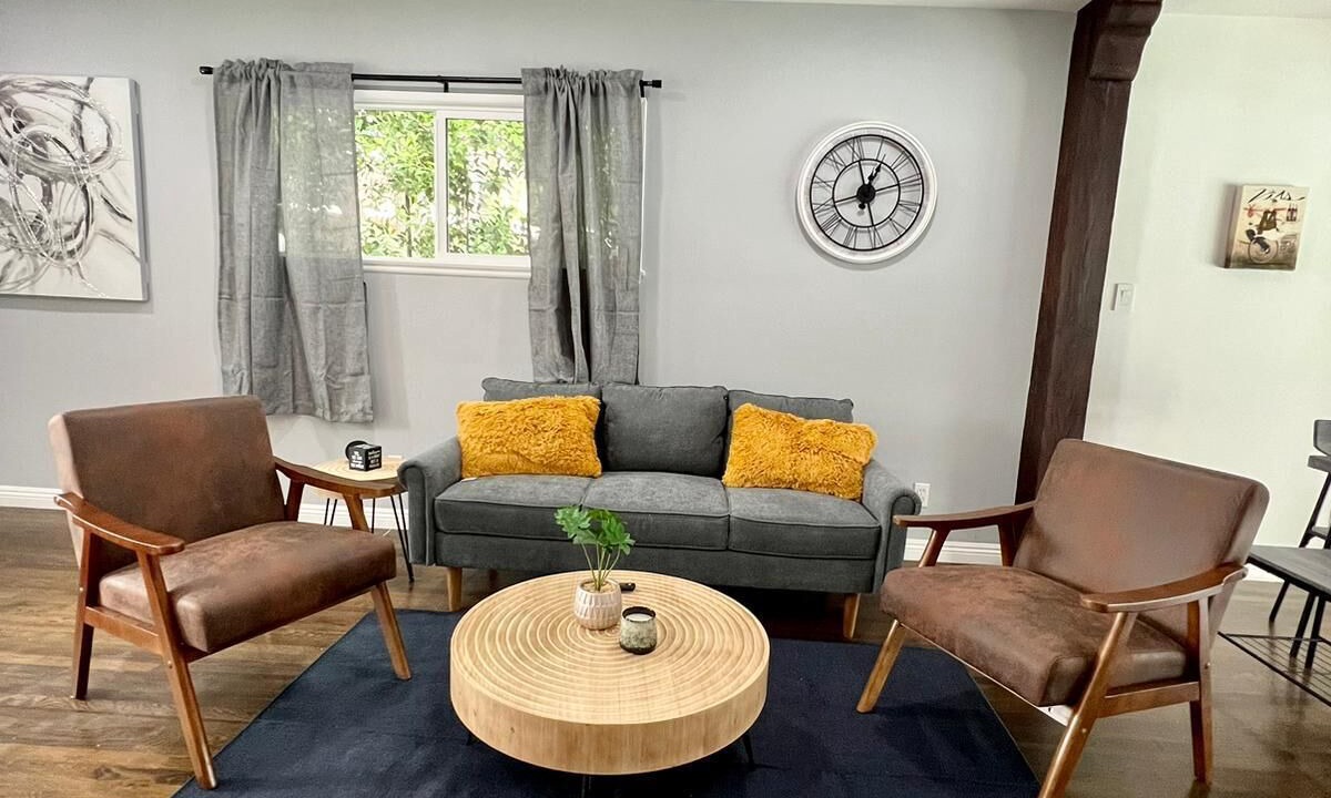 Photo of Livingroom in Lake Balboa