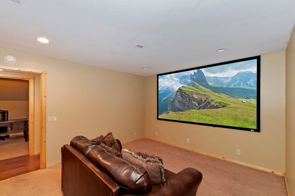 Photo of Bedroom in Summit Estates